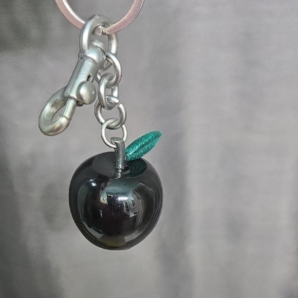 Black Apple Key Holder Bag Charm - Picture 5 of 7